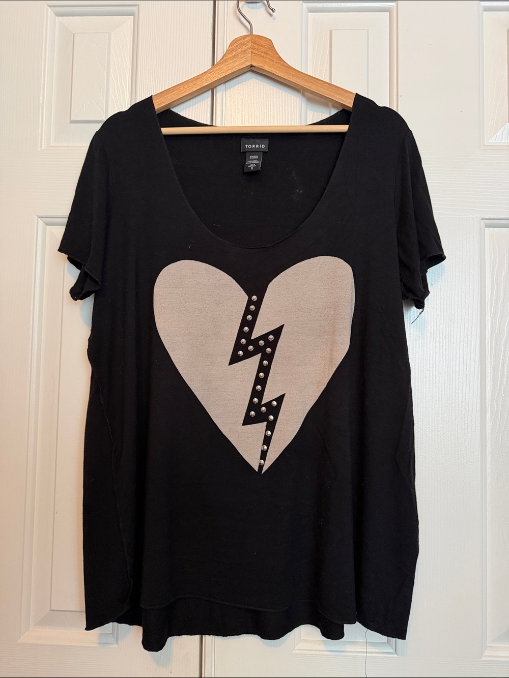 torrid Black Tee with Cream Heart & Lightning Stud Detail